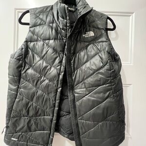The North Face Women's black Puffer Vest
